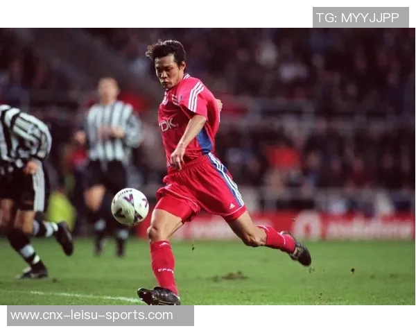 提升足球技能的训练动作全解析助你成为场上明星